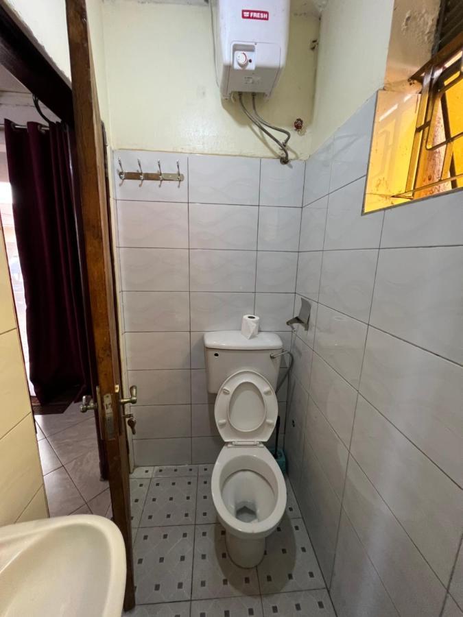 Lark Suites -Bukoto Kampala Exteriör bild